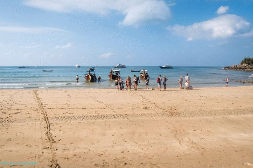 Ba Kan Tiang Bay Beach - místo pro klidnou dovolenou na Lanta