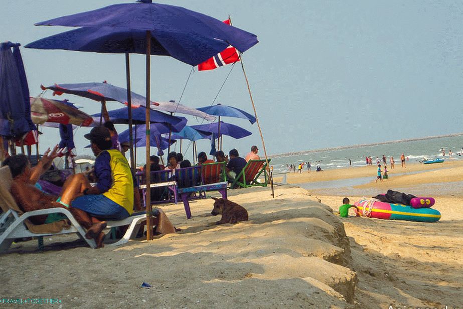 Cha Am Beach