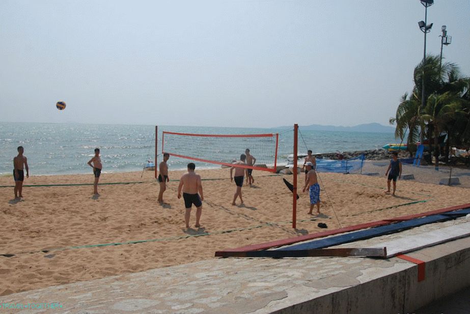 Plážový volejbal naproti parku Pattaya