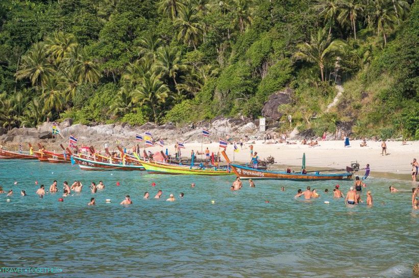 Vlastně - hloubka moře a davy lidí na jednom obrázku
