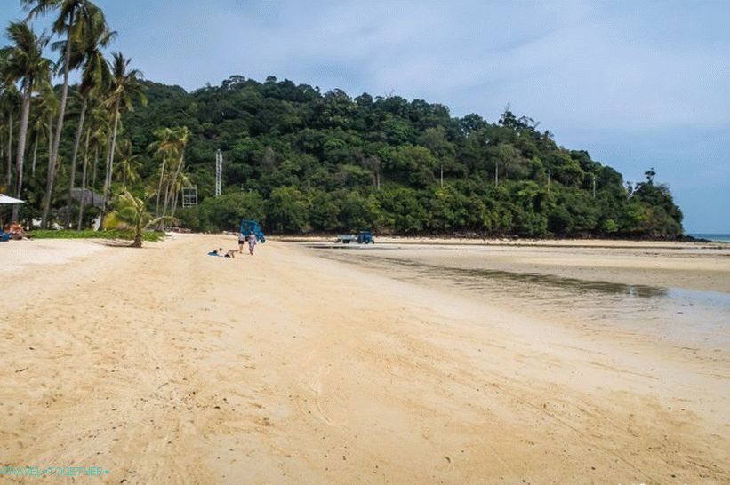 Lo Ba Kao Beach je nejlepší volbou pro dlouhou dovolenou na ostrově Phi Phi Don