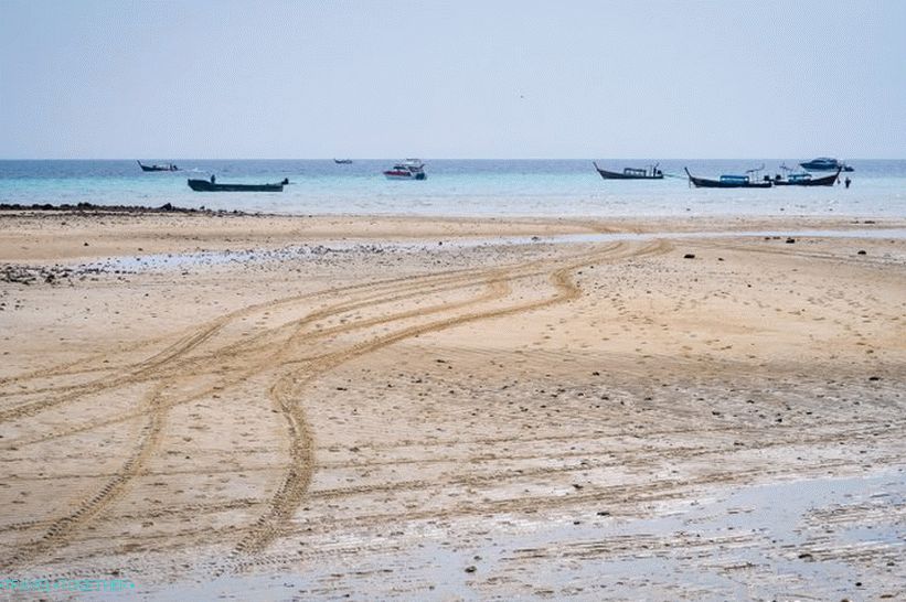 Lo Ba Kao Beach je nejlepší volbou pro dlouhou dovolenou na ostrově Phi Phi Don