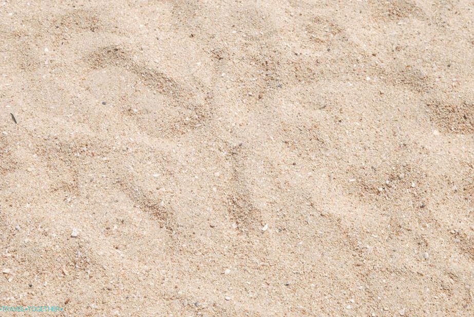 Pratamnak Sand
