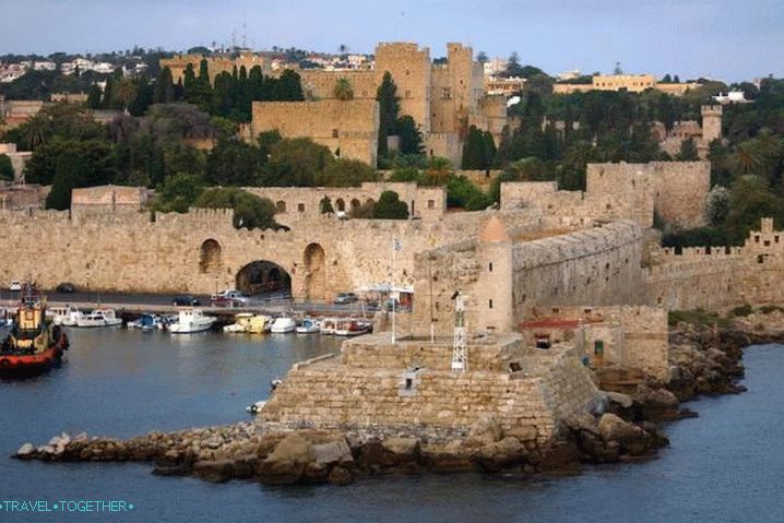 Počasí na Rhodosu v únoru - pevnost Rhodos