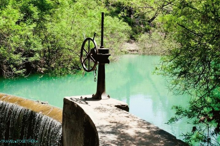 Rhodos, sedm zdrojů