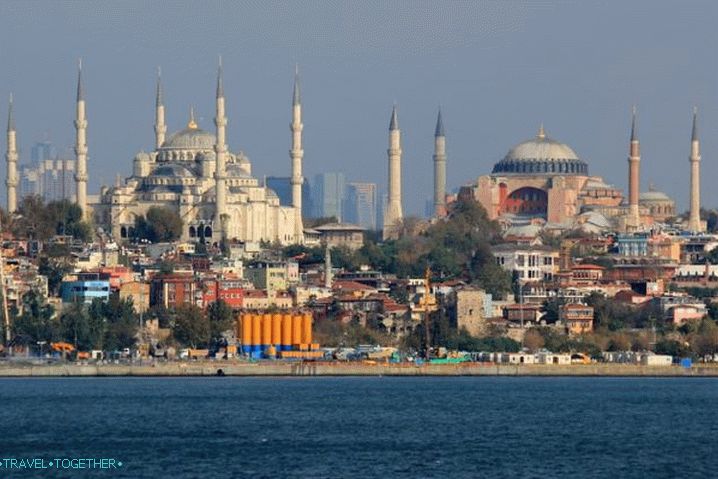 Istanbul, procházka po Bosporu