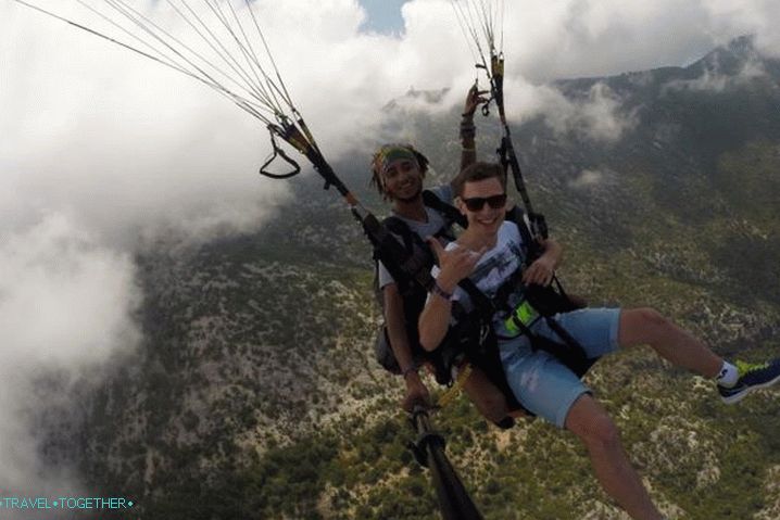 Co dělat a vidět v Kemeru v říjnu, Paragliding v Kemeru