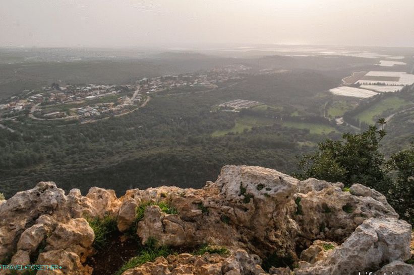 Úžasná skála na severu Izraele - Adamitův park a jeskyně Keshet