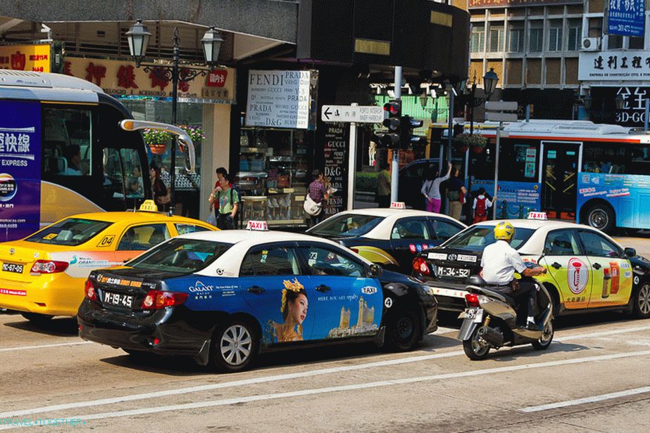 Pro taxi se používá mnohem modernějších modelů Toyota.