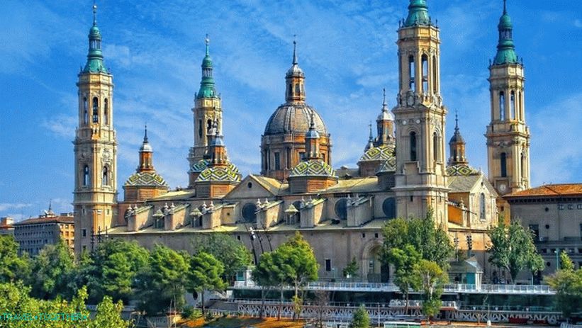 Basilica de Nuestra Señora del Pilar