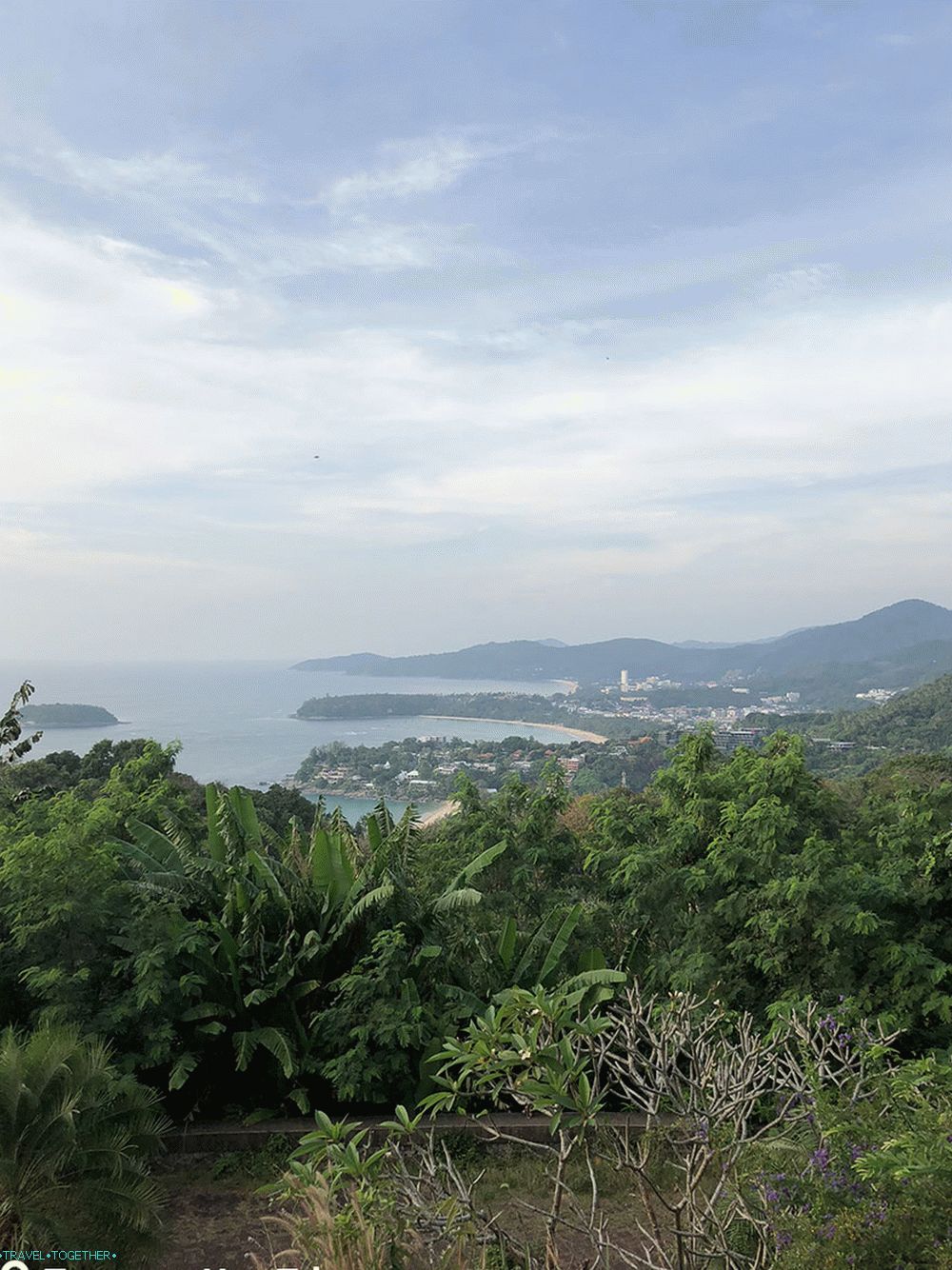 Pláž Phuket Island a vyhlídka