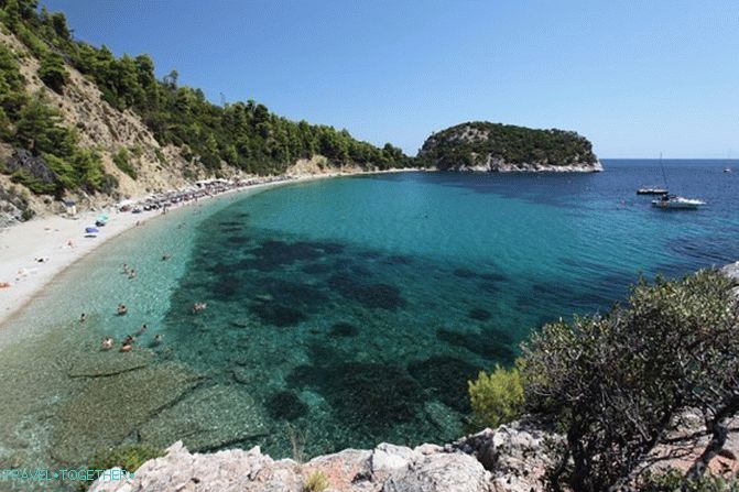 Beach Velanio