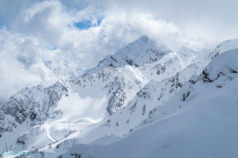 Vyhlídková plošina Rosa Peak na Rosa Khutor - nejlepší výhledy