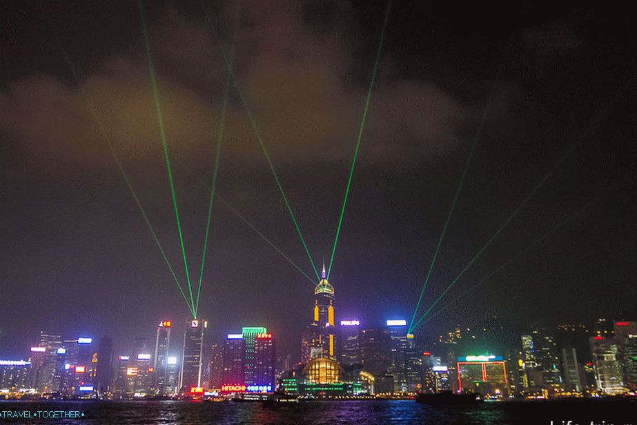 Laserová show v Hongkongu