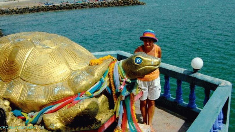 Chrám želvy Wat Khao Tao v Hua Hin
