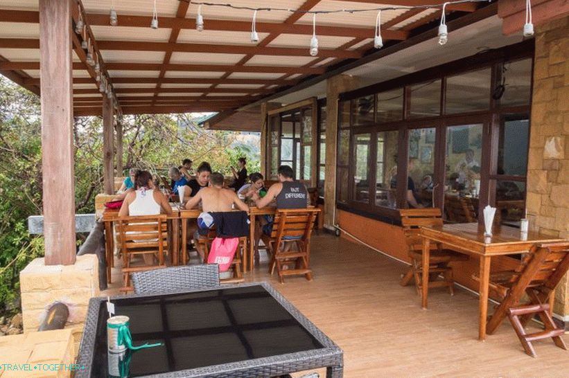 Utopia Resort on Phangan - kultový hotel a restaurace s výhledem