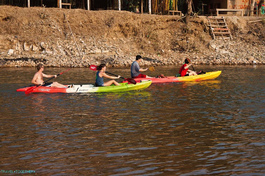 Kayaking in Vang Vieng