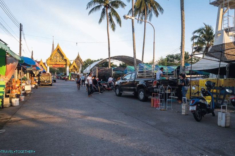 Wat Chalong v Phuketu - nejoblíbenější chrám na ostrově