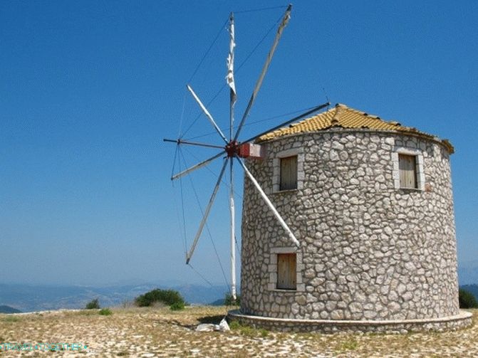 Větrné mlýny Lefkada