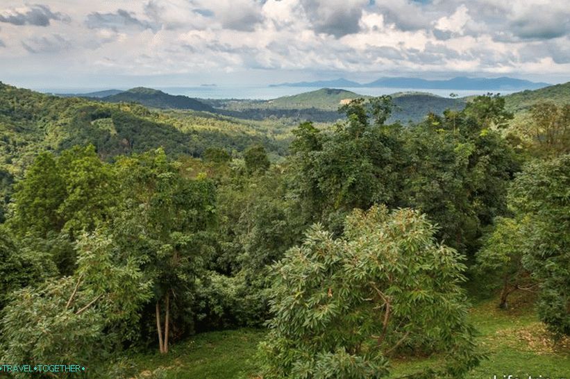 Pohled na oblast Maenam z pohledu