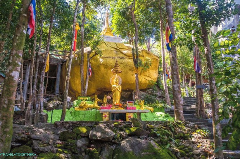 Wat Paa Sang Tham na Phanganu - nový buddhistický chrám