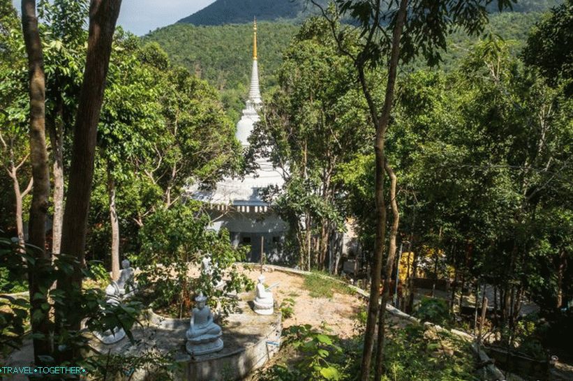 Wat Paa Sang Tham nebo Chrám Saeng Dham