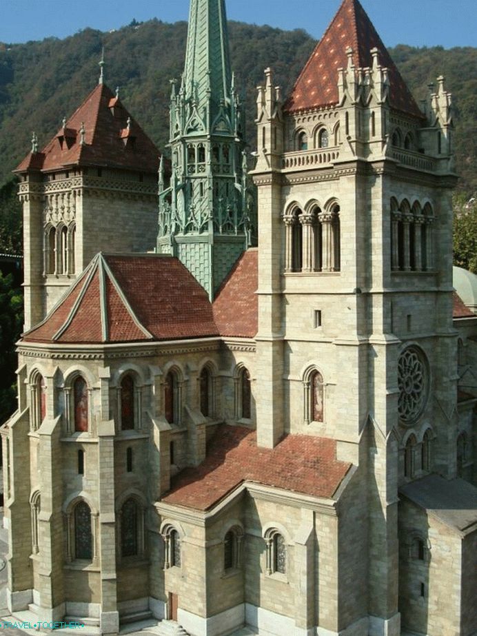 Katedrála Saint-Pierre