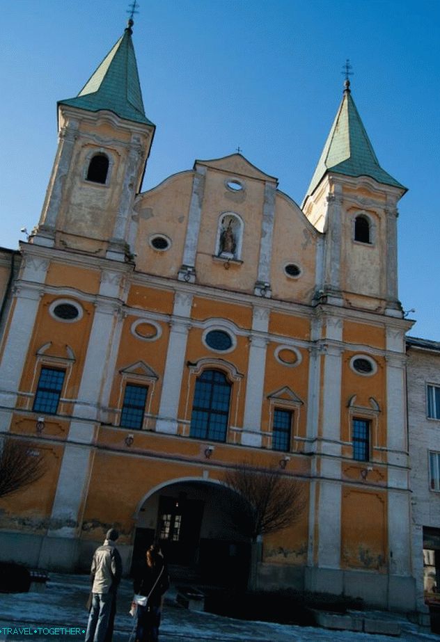 Kostel svatých apoštolů Petra a Pavla