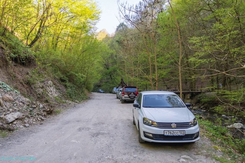 Zmeykovsky vodopády v Soči - 4 kusy